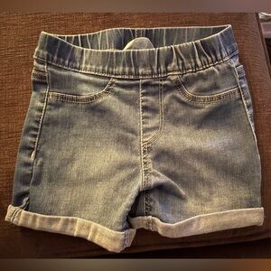 H&M Light Wash Denim Roll-Cuff Shorts - Blue size 4T